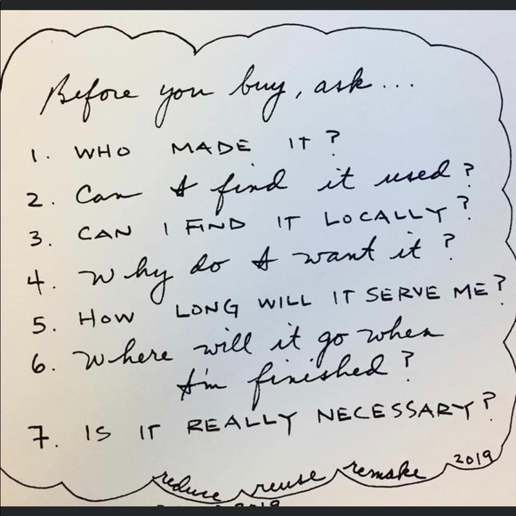 Hi💕 I’m Kristin, 💜 Posh Ambassador 🛍 Cheers 🥂 - Picture 3 of 3